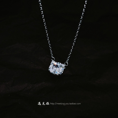 奶白S925纯银闪钻凯蒂猫项链