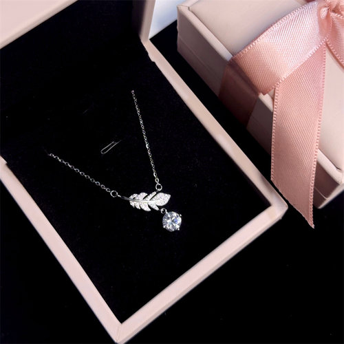 羽毛S925纯银项链送女友生日礼物