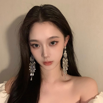 BXA银尘拂晓~精致银色闪锆流苏耳环耳钉女宫廷风轻奢小众礼服耳饰