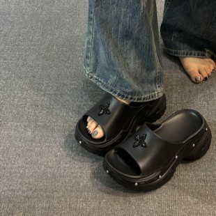 黑色增高厚底拖鞋 女夏季 外穿踩屎感防滑辣妹朋克风海边沙滩凉拖鞋