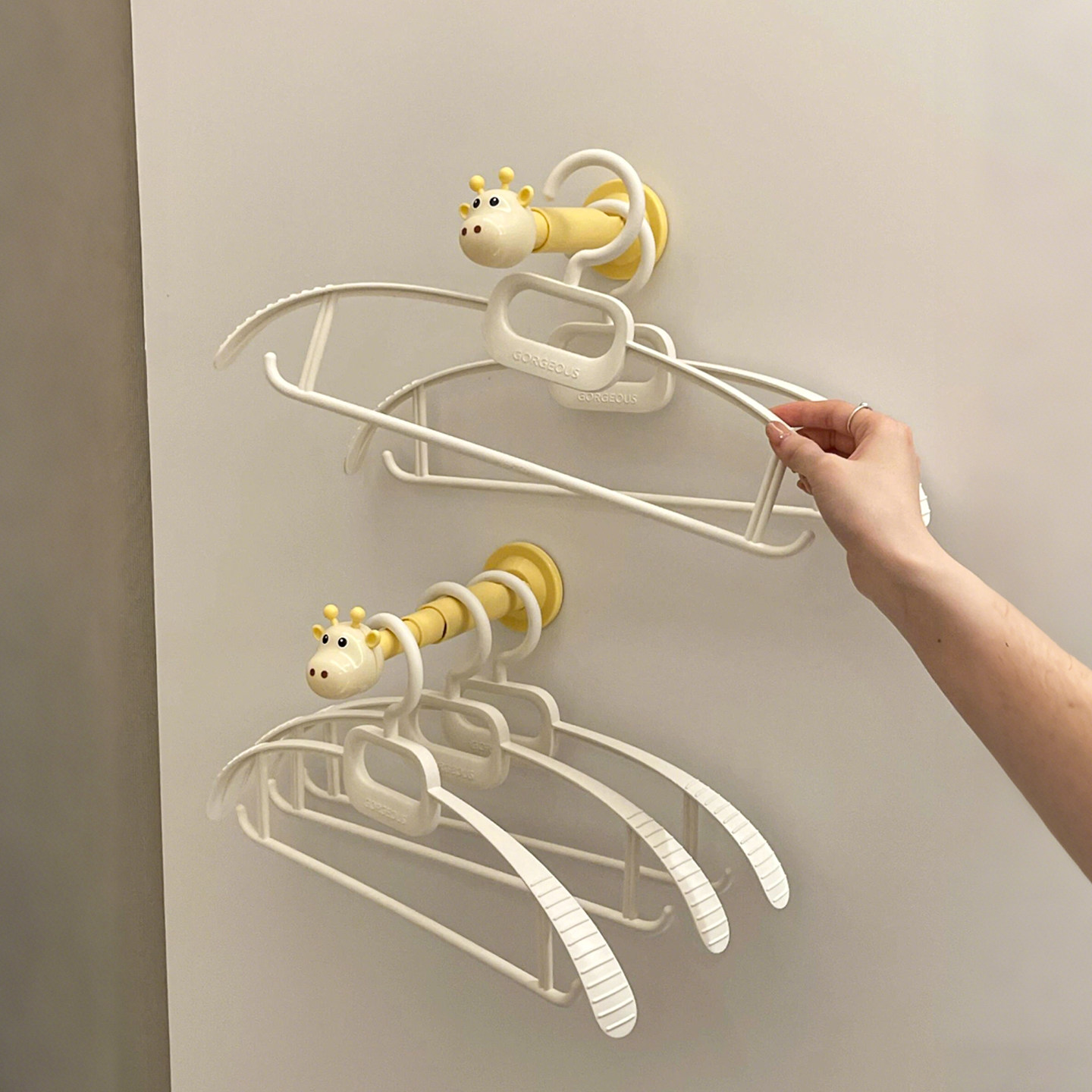 可爱小鹿衣架收纳家用免打孔阳台壁挂式多功能整理置物架晾衣架