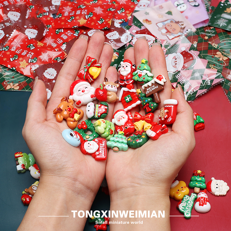 圣诞节盲袋礼物小学生奖励礼品儿童玩具老人雪人盲盒装饰摆件公仔