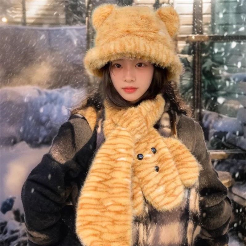 大媛家Sunny 卡通毛绒绒可爱围巾女保暖虎纹小熊渔夫帽子围脖学生