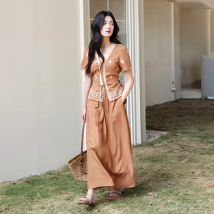 2026春装 搭配一整套超好看气质漂亮高级感洋气棕色上衣半身裙套装