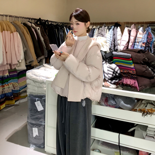 白鸭绒韩系羽绒棉服女2025冬粉色加厚针织帽披肩保暖泡芙短款外套