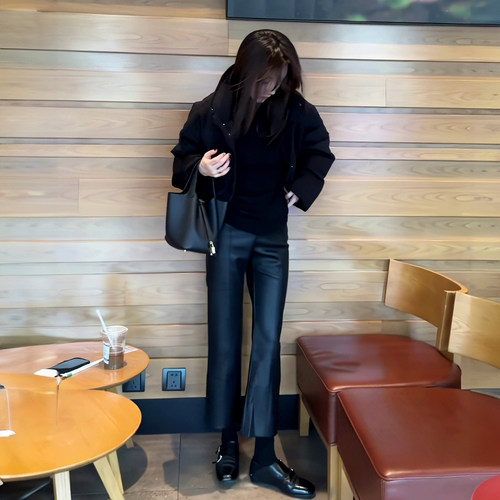 2025冬季短款羽绒服女加厚设计感