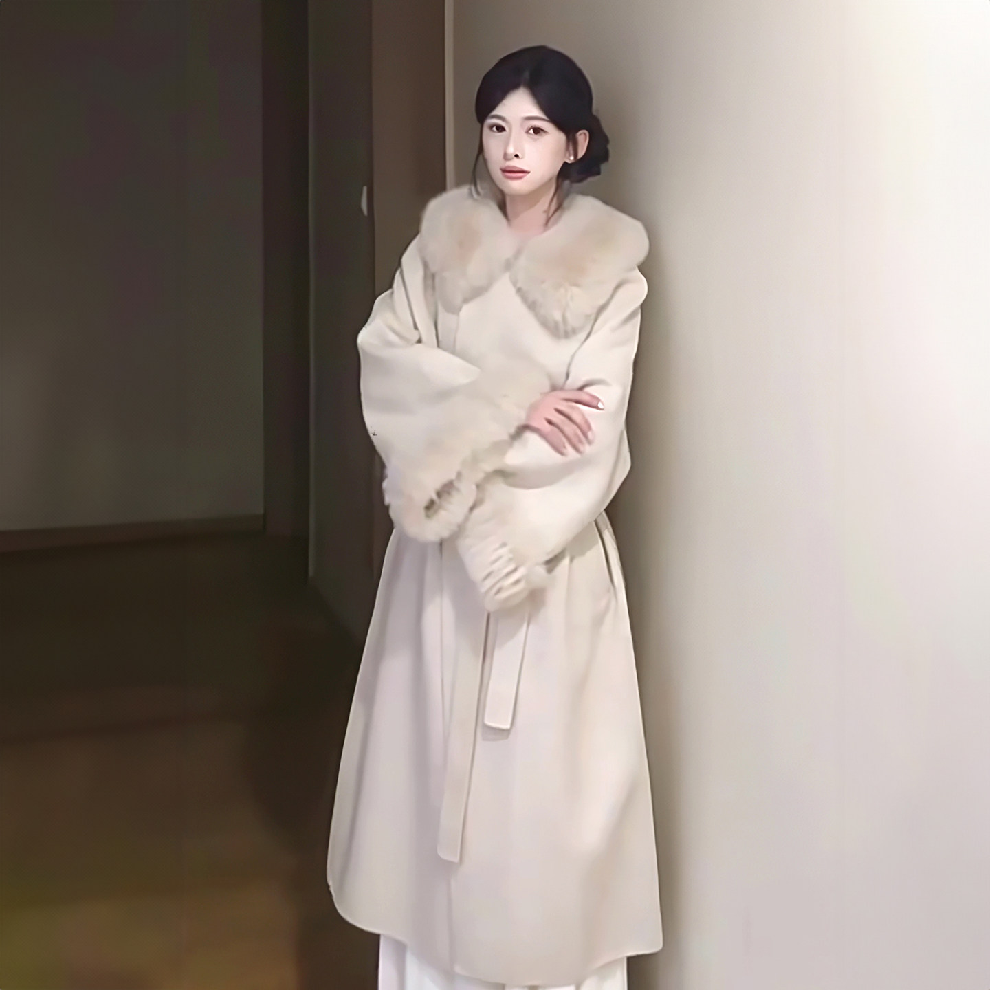 毛毛杏色呢子大衣女秋冬2026新款高级感超好看韩系中长款毛呢外套