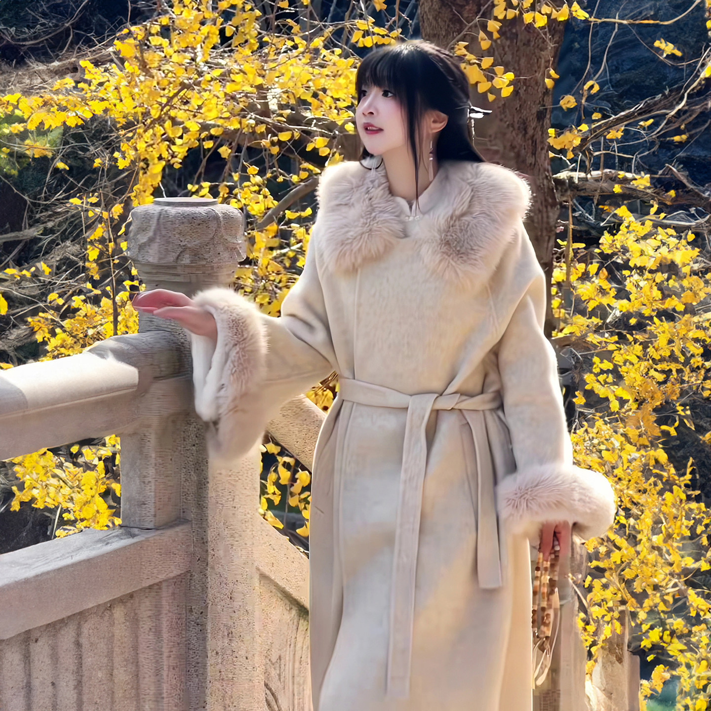 毛毛杏色呢子大衣女秋冬2026新款高级感超好看韩系中长款毛呢外套