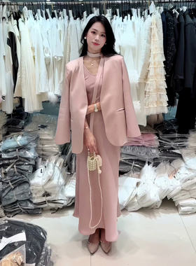 YOOMINI 光泽感飘带V领西装上衣女2025韩系早春新品宽松气质西服