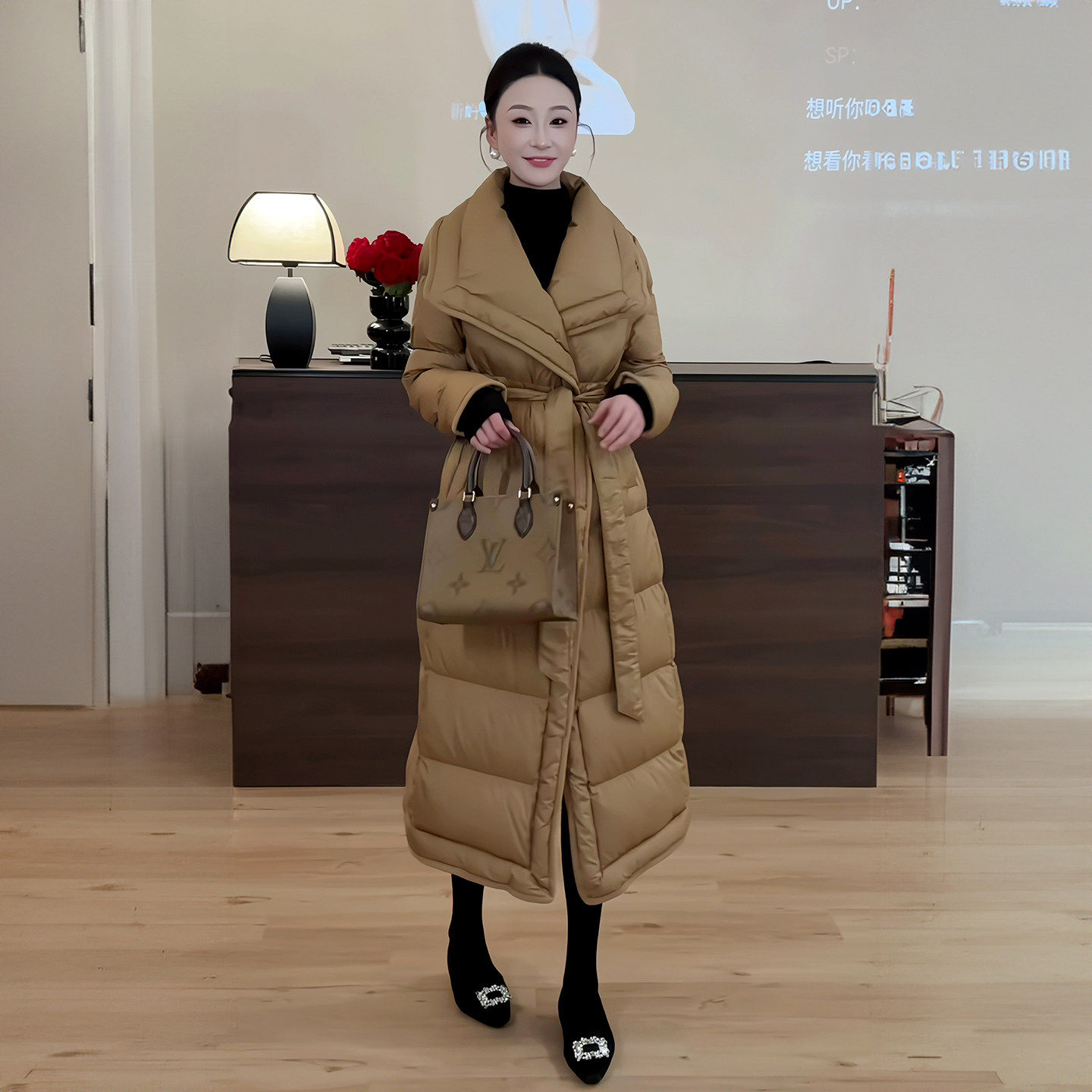 时尚气质修身显瘦收腰腰带中长款羽绒服女2026冬季过膝面包羽绒服