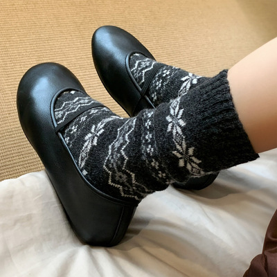 小赵家 暖冬费尔岛复古文艺中筒袜女羊毛袜软糯加厚保暖