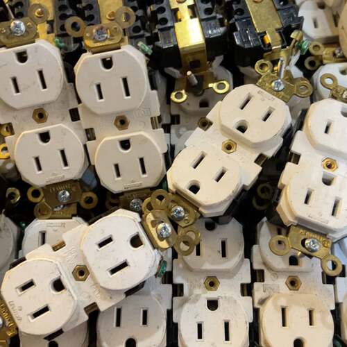 可维修 LEVITON立维腾 瓦特381AU代工厂议价