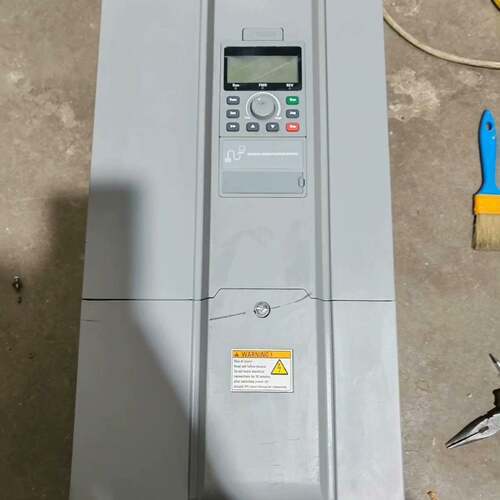 可维修变频器 FVCA01.1-37K0-3P4-MDA-L议价