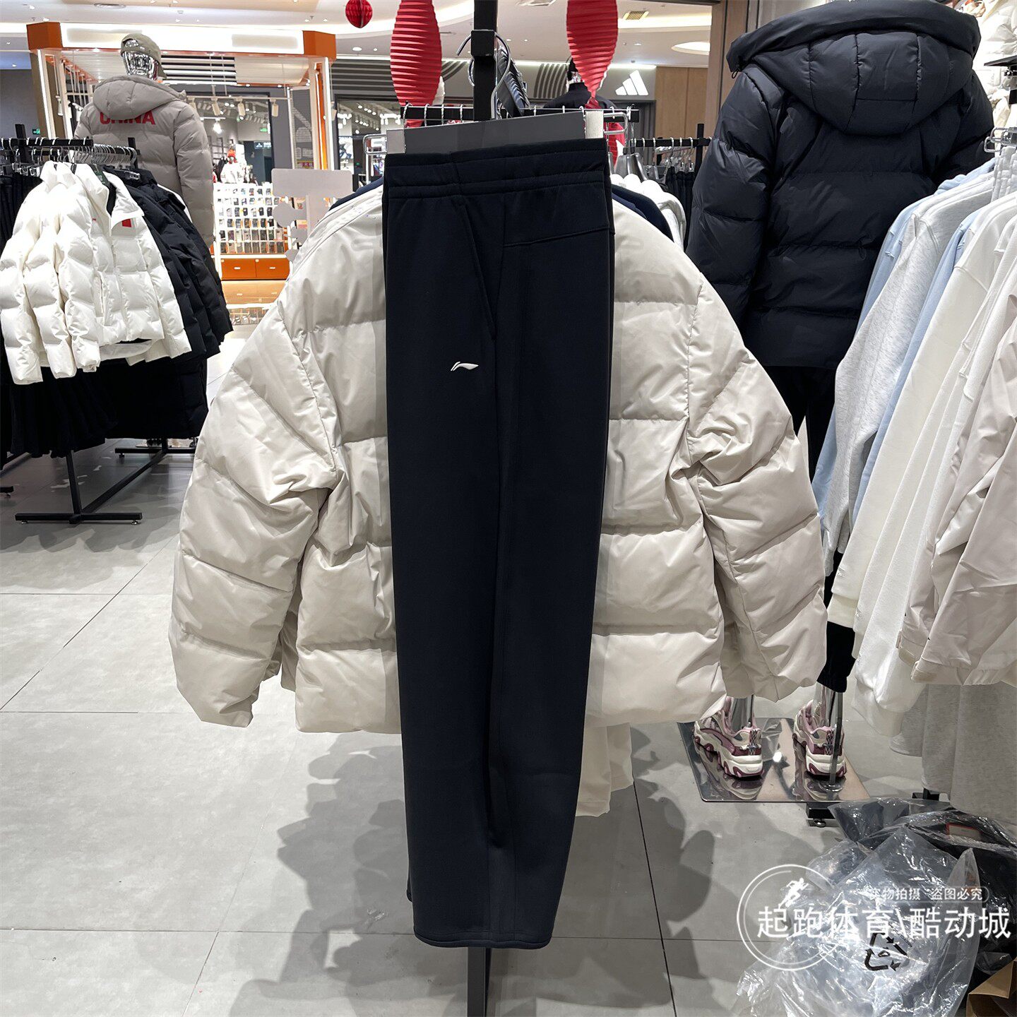 李宁女子卫裤2026春新款健身系列百搭针织直筒休闲运动裤 AKLW052