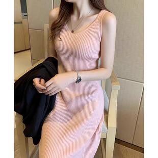 粉色针织吊带裙修身版长款毛衣女2025秋冬新款针织内搭背心连衣裙