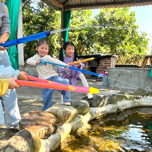 永艺昕儿儿童抽拉式喷水玩具