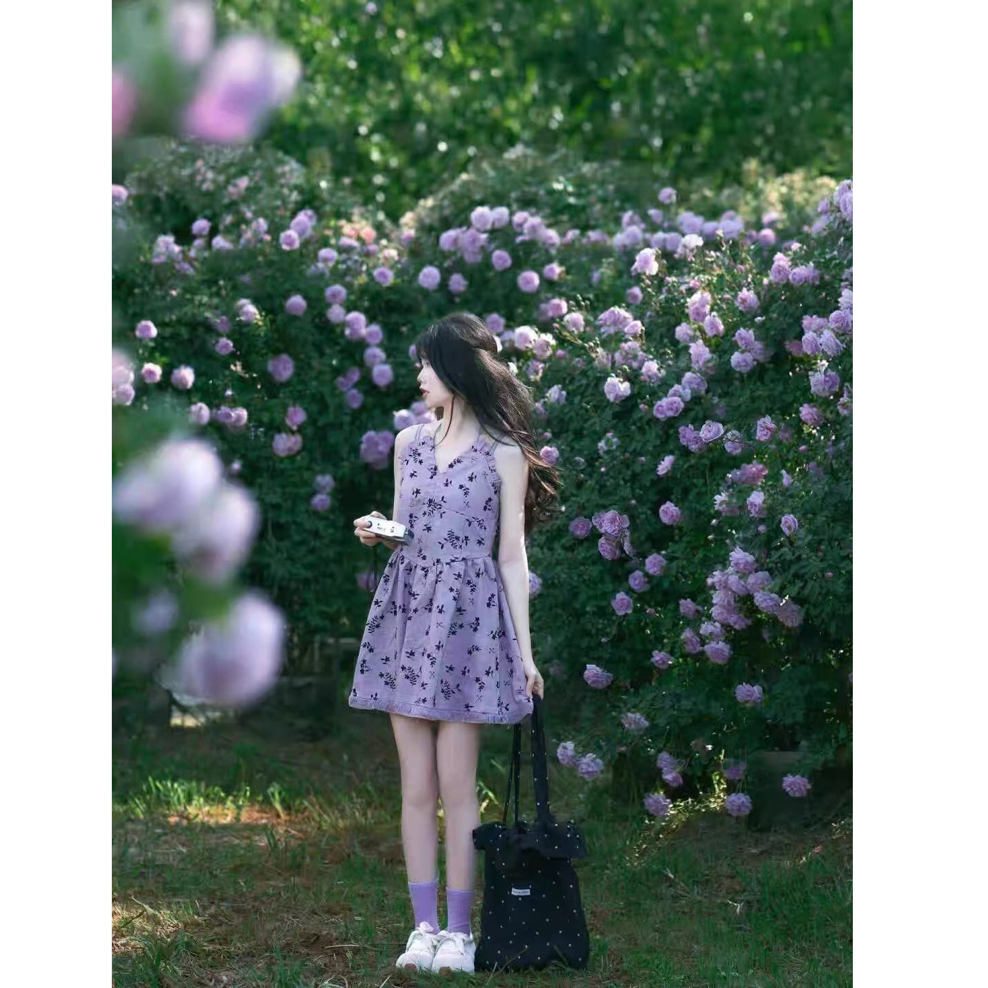 紫色碎花流苏挂脖吊带连衣裙女夏季新款甜辣辣妹收腰小个子短裙