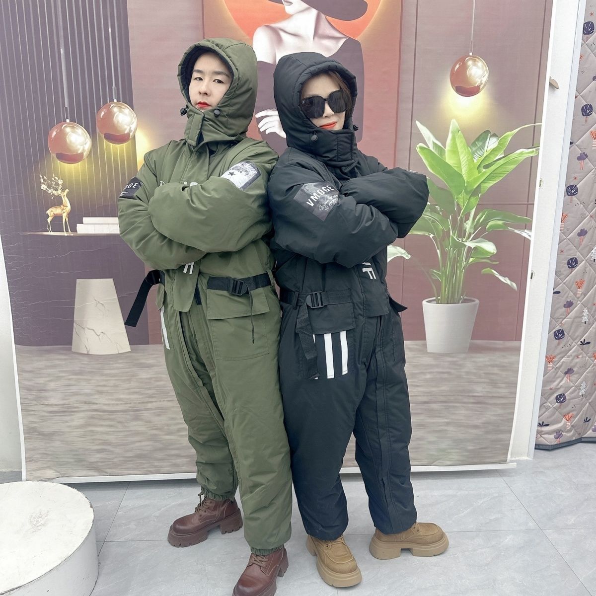 新款加绒加厚防风防雨保暖特厚挡风衣J