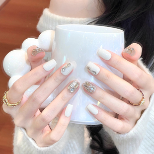 DLZ露丝同款 高级感香槟钻美甲贴秋冬指甲贴 乳白色手工穿戴甲短款