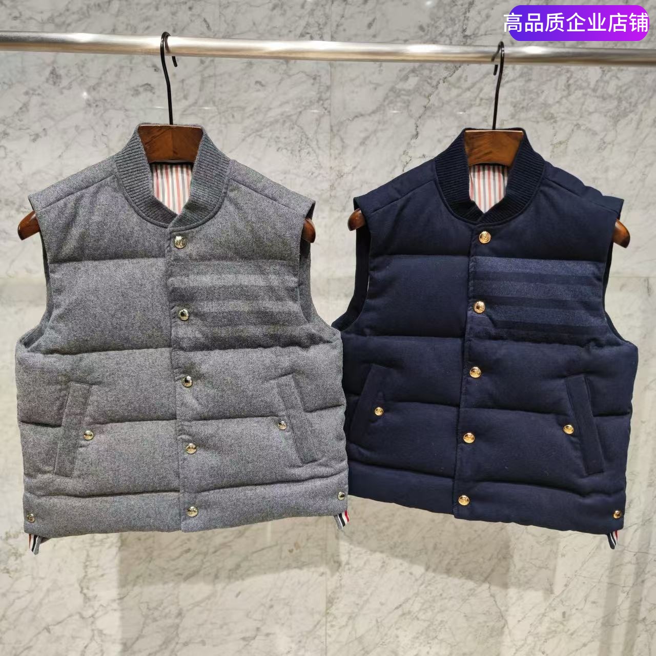 TB羊毛四杠白鸭羽绒服马甲背心