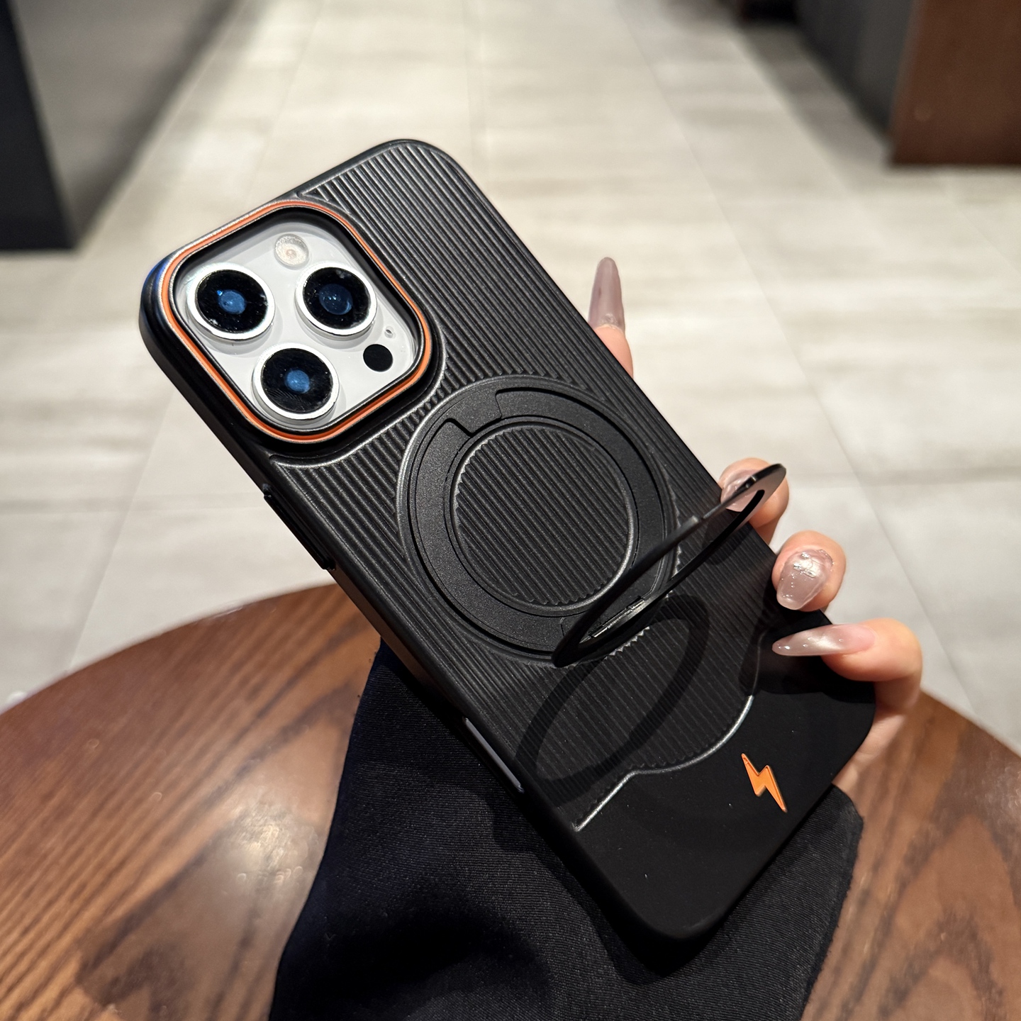 360旋转支架支点壳适用iphone16pro手机壳苹果15promax新款闪电Magsafe磁吸14pro电镀磨砂黑13纯色plus保护套
