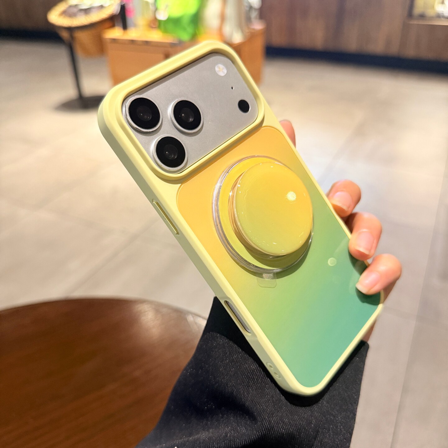 磁吸带支架适用苹果17pro手机壳iphone16promax新款芒果青渐变色15PM硅胶软边14巨好看12情侣13保护套高级感