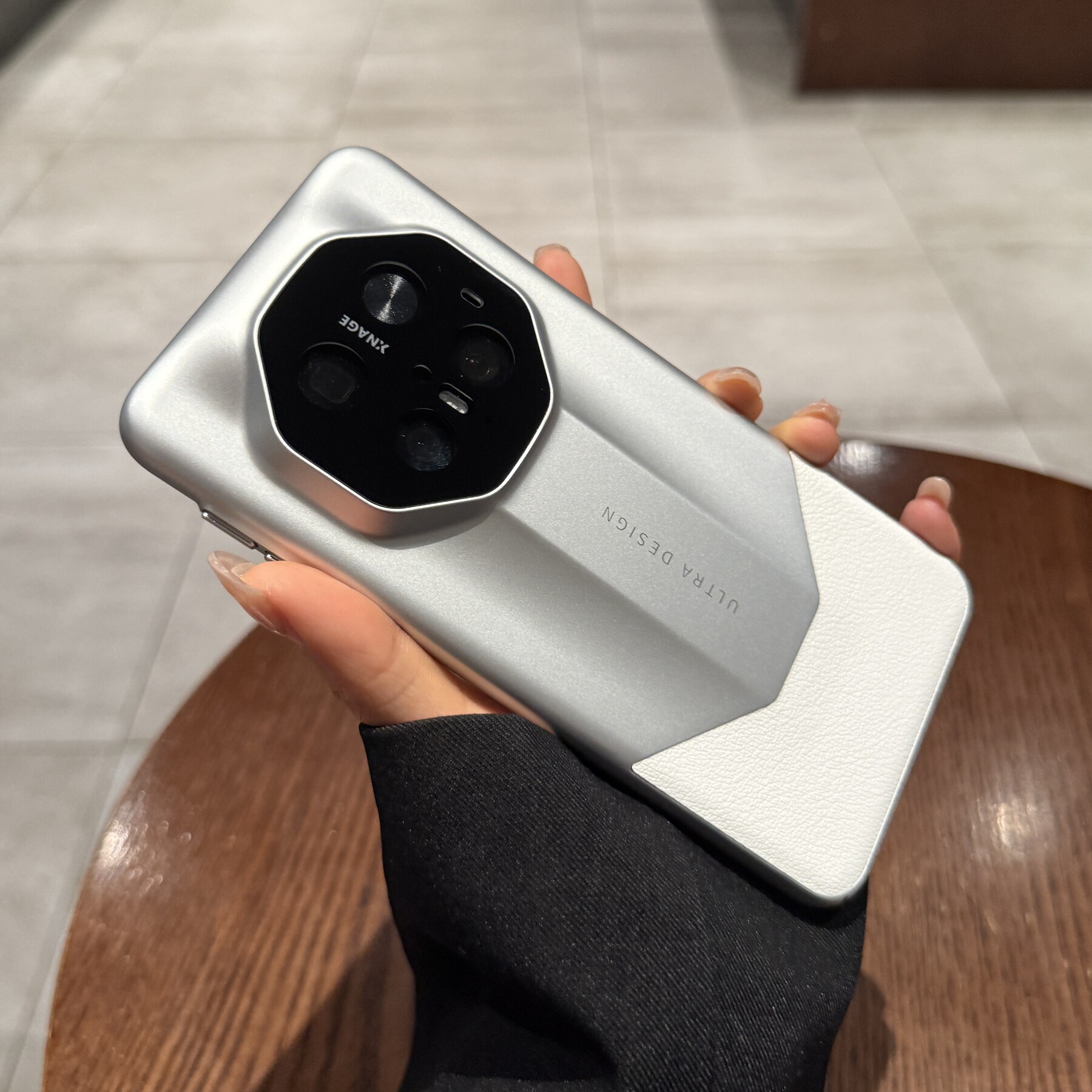 高档拼接纳帕皮适用华为Mate70RS手机壳秒变大师mate70pro+电镀银60RS保时捷mate60pro镜头膜全包40/50保护套