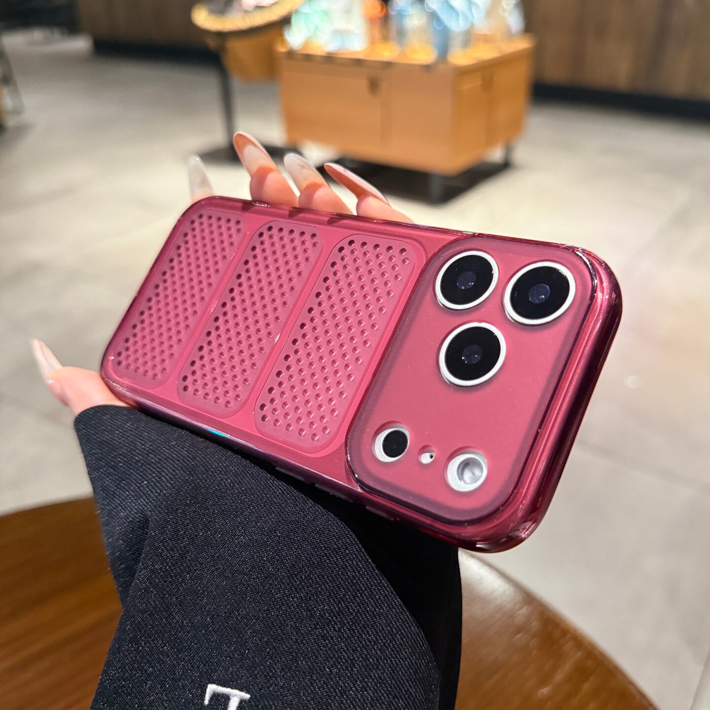 散热超薄透明樱桃红适用iphone17promax手机壳苹果16pro大视窗新款15软硅胶13P情侣12高级14plus保护套透气孔