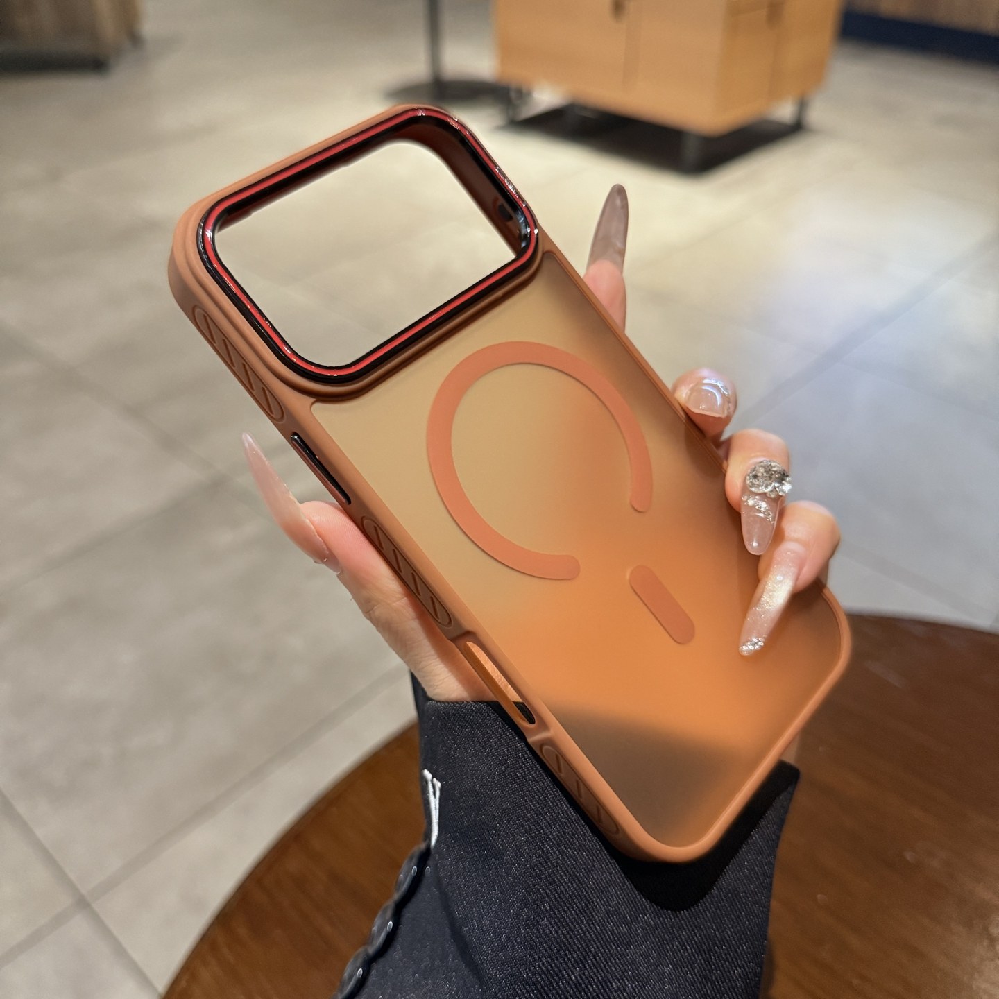 沙漠金磨砂适用苹果17pro手机壳Magsafe磁吸iPhone17promax大孔Air新款16pro防指纹13女15高级感14保护套plus