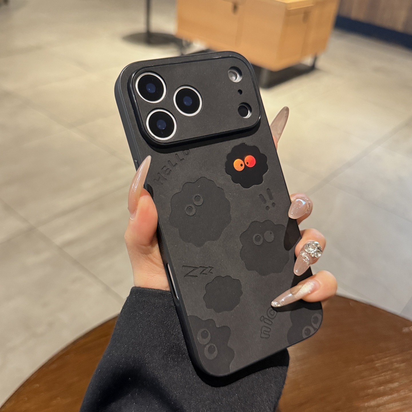 镭射渐变小煤球适用苹果17pro手机壳Air新款iPhone17promax全包16翻毛皮14小众13高级12Pm情侣15防摔保护套男