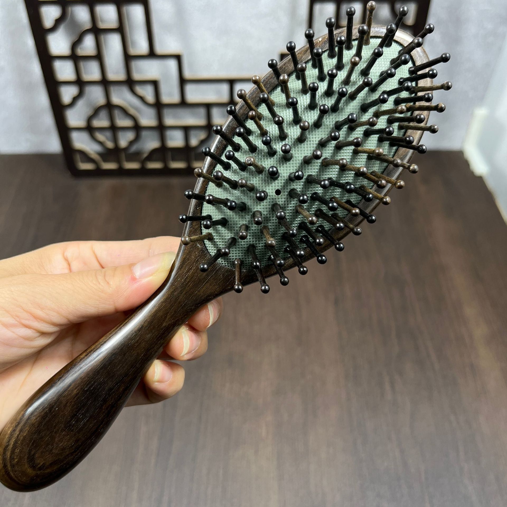 厂家沉贵宝木气囊梳按摩