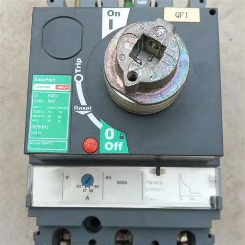 可维修可维修EasyPa CVS100F塑壳断路器，690V，