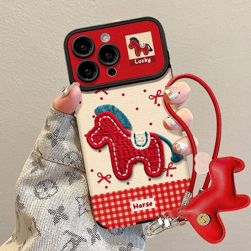 刺绣小马挂绳适用苹果17新年手机壳iphone15pm硅胶贴皮16美拉德14,个性定制/设计服务/DIY,手机壳/保护套定制,淘宝优惠券,粉丝福利购,淘宝优惠卷