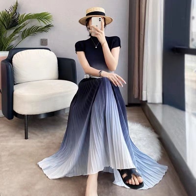 宅褶皱高级感气质半高领短袖上衣百褶半身裙渐变套装两件套三 818