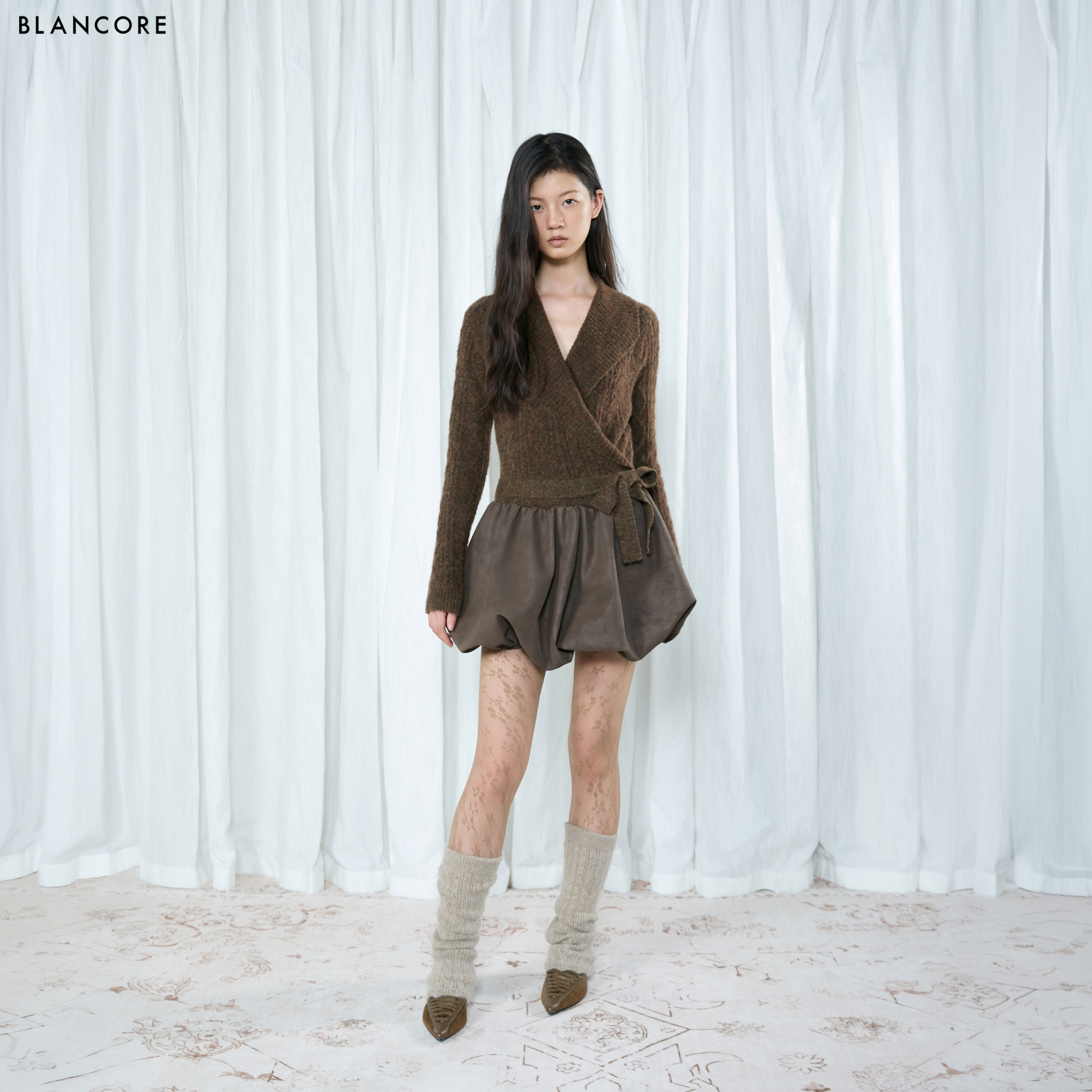 【设计师品牌BLANCORE】26冬季新品绵羊毛羊驼毛拼接皮花苞连衣裙