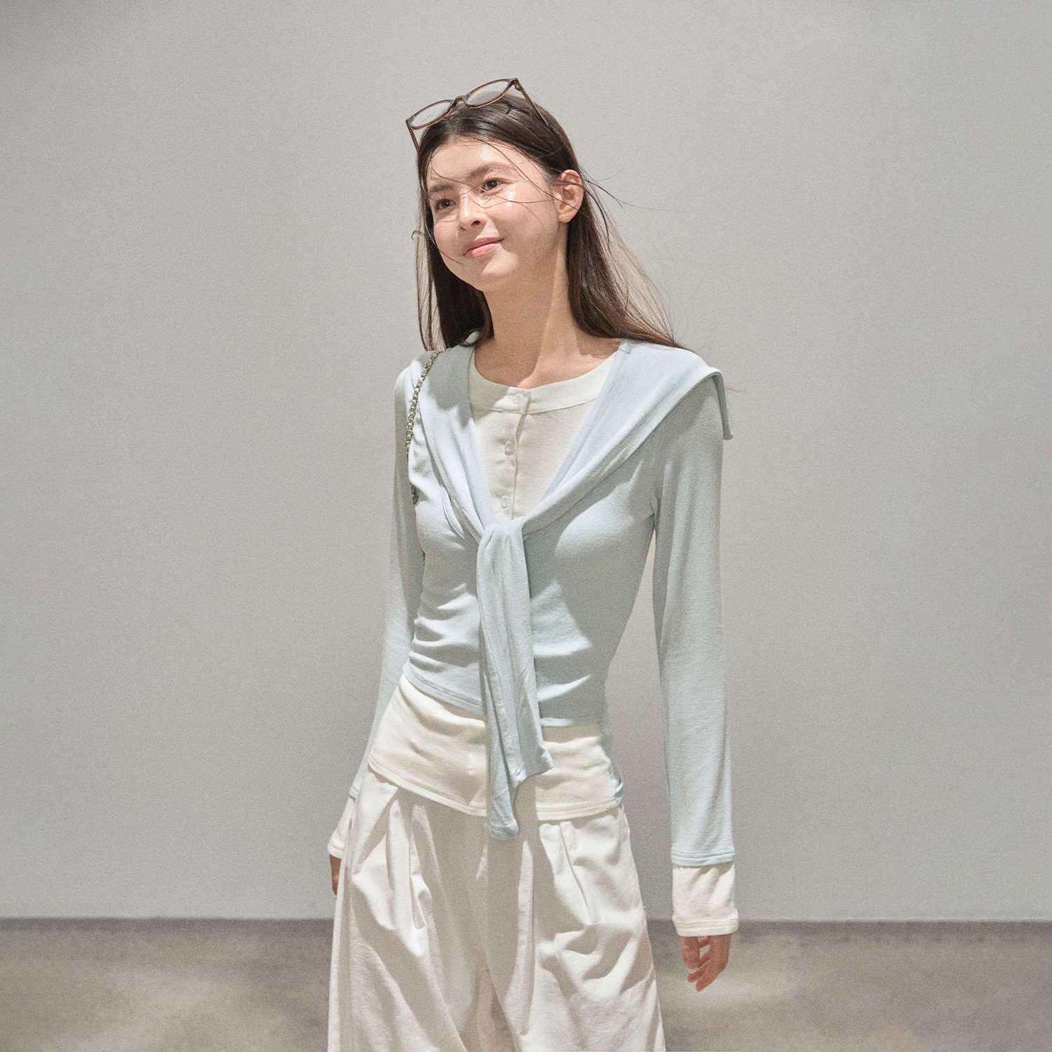 奶蓝色披肩假两件长袖t恤女