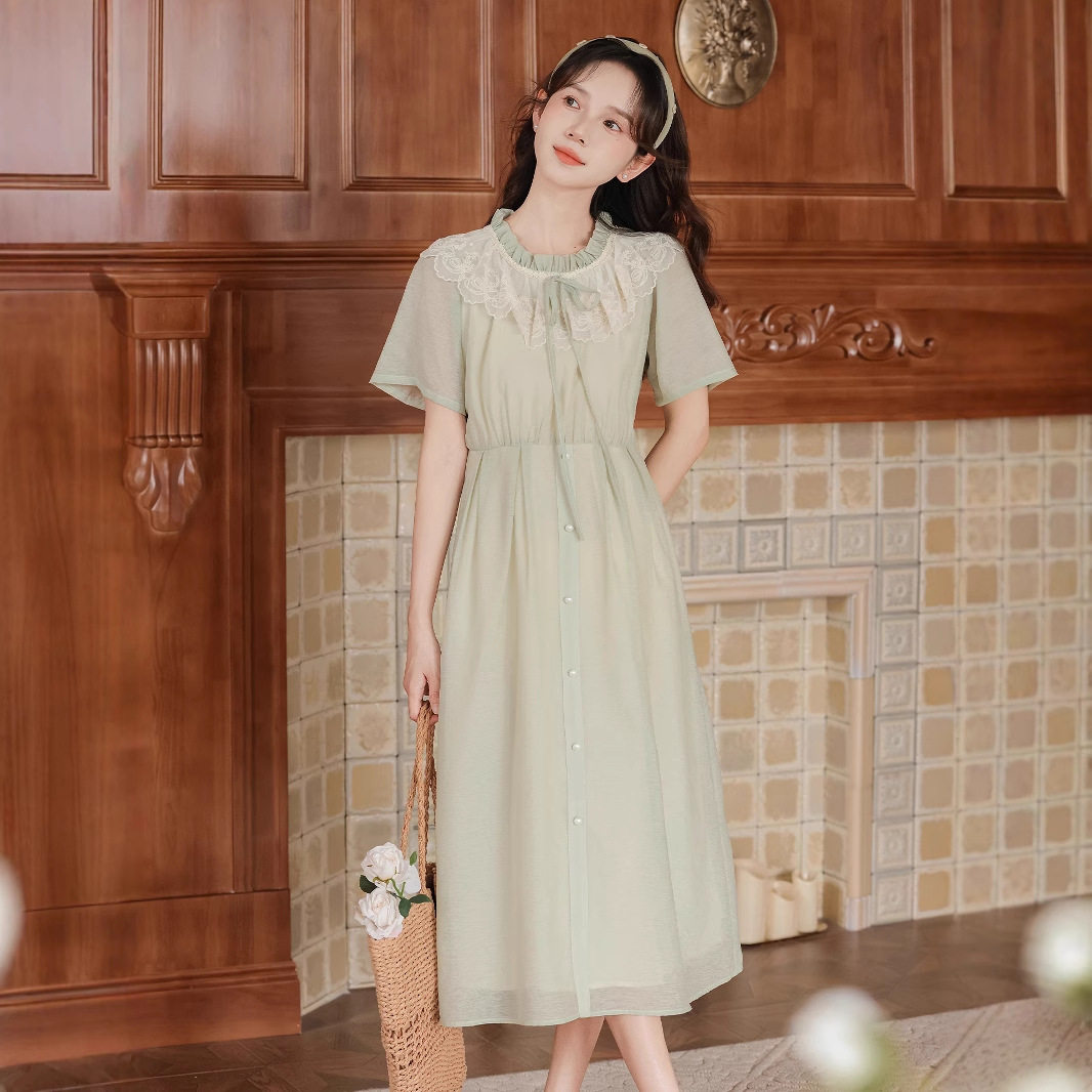 女装2026夏十三行浅绿色