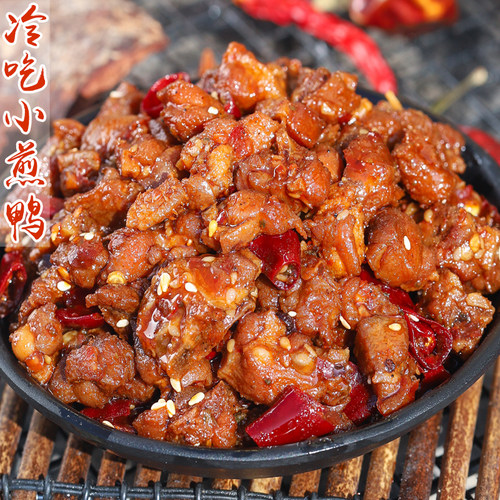 冷吃小煎鸭肉质紧实入味麻辣解馋