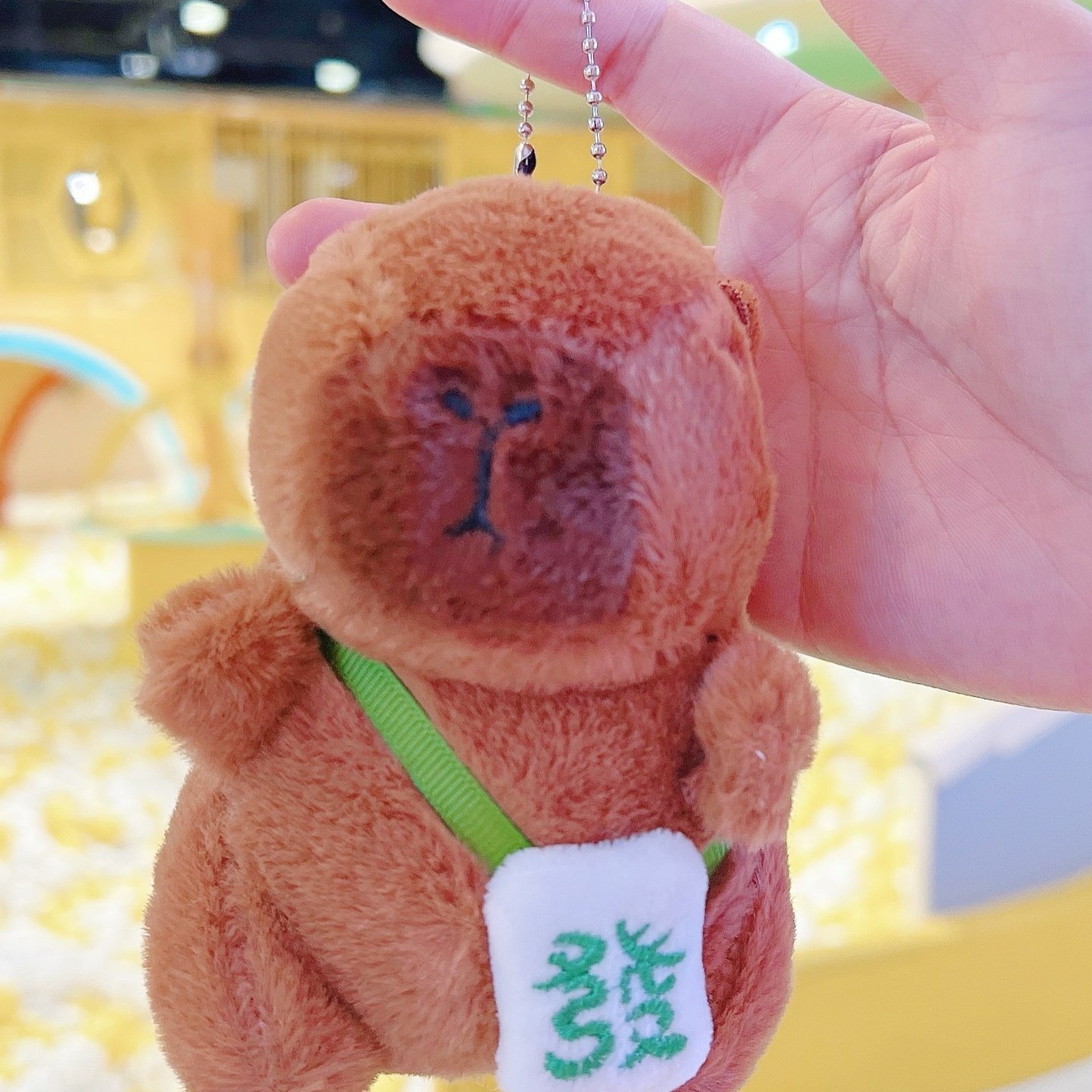 可爱卡皮巴拉毛绒挂件水豚钥匙扣公仔卡皮吧啦玩偶批发摆摊小商品