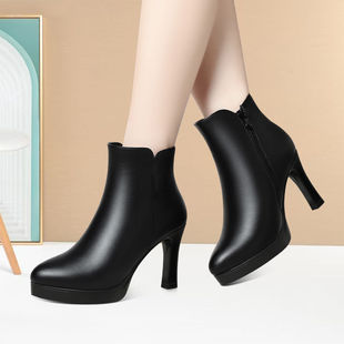 洋气软皮走秀靴细跟中老年妈妈短靴新款加绒短筒皮靴耐磨高跟女靴