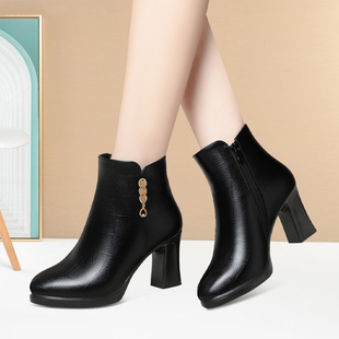 冬季专业模特礼仪走秀靴潮流百搭气质妈妈皮靴厚度防水台高跟女靴