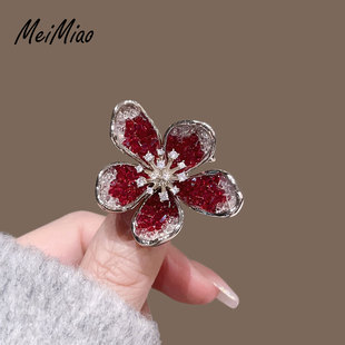 大衣配饰 高级感红色水晶花朵胸针高档女奢华气质胸花百搭别针西装