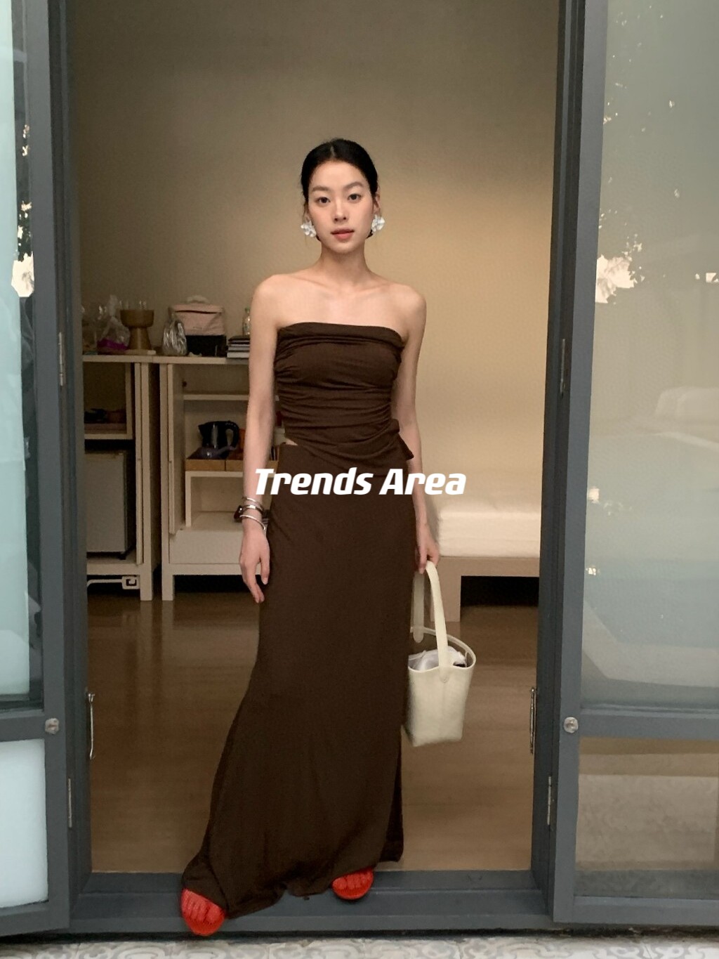 Trends Area 定制 高级度假时髦斜摆褶皱抹胸 弹力修身长半裙套装