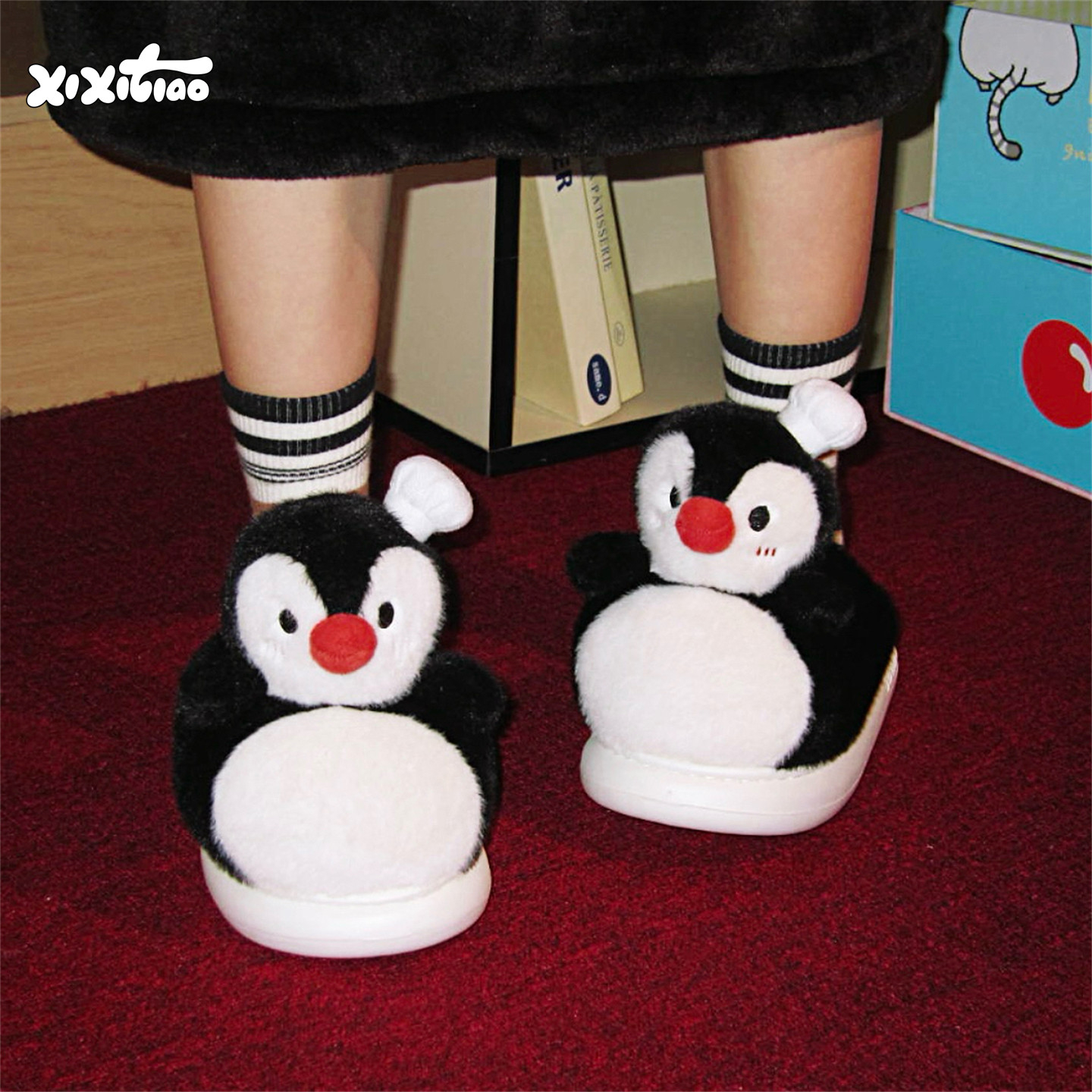 细细条学生居家软萌帽子企鹅