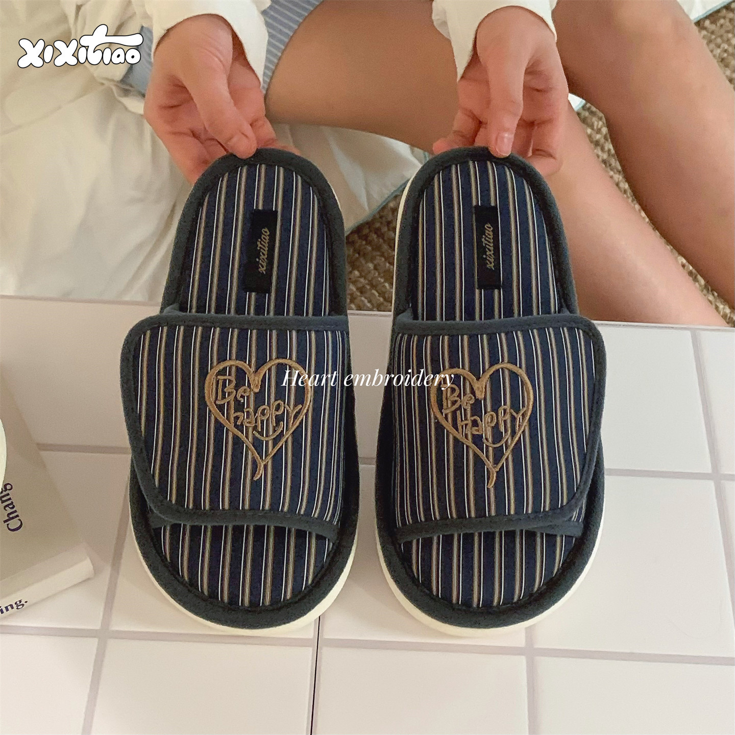 细细条 一字防滑软底棉麻拖鞋女休闲复古爱心刺绣居家地板鞋春夏