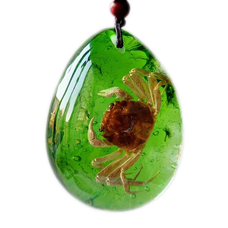 新款纯天然真螃蟹标本手工制作水滴形昆虫琥珀饰品工艺品挂件吊坠