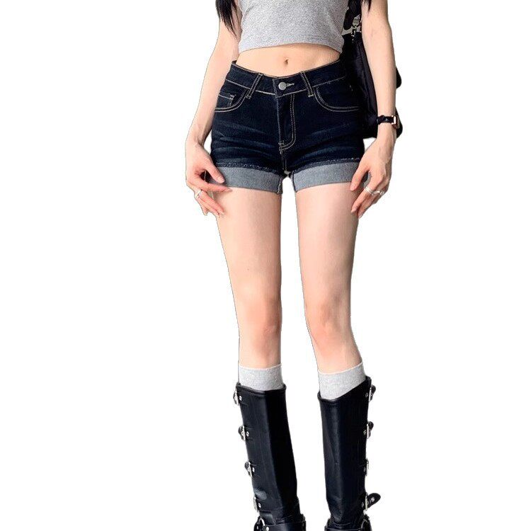 美式辣妹翻边牛仔短裤女
