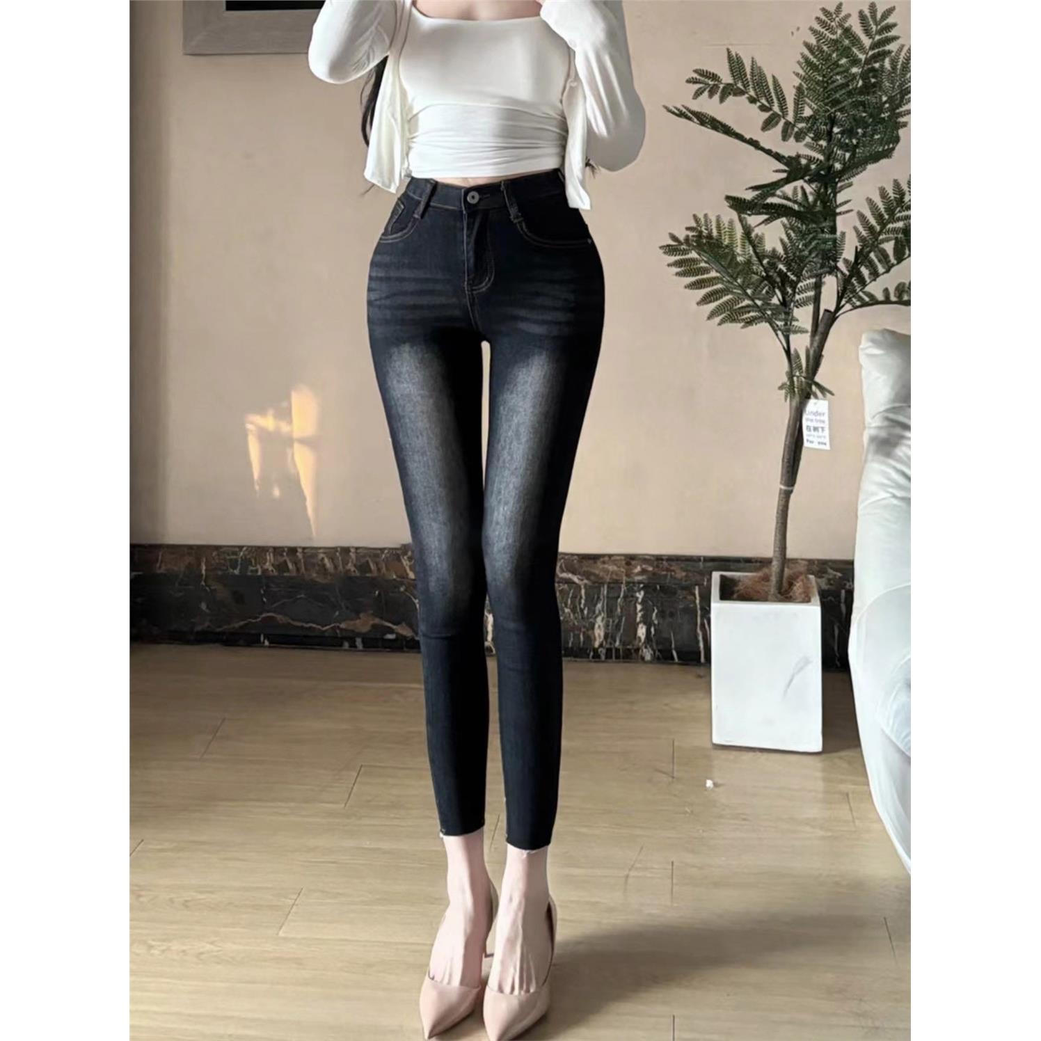 古早美女~丰胯韩系细腰显