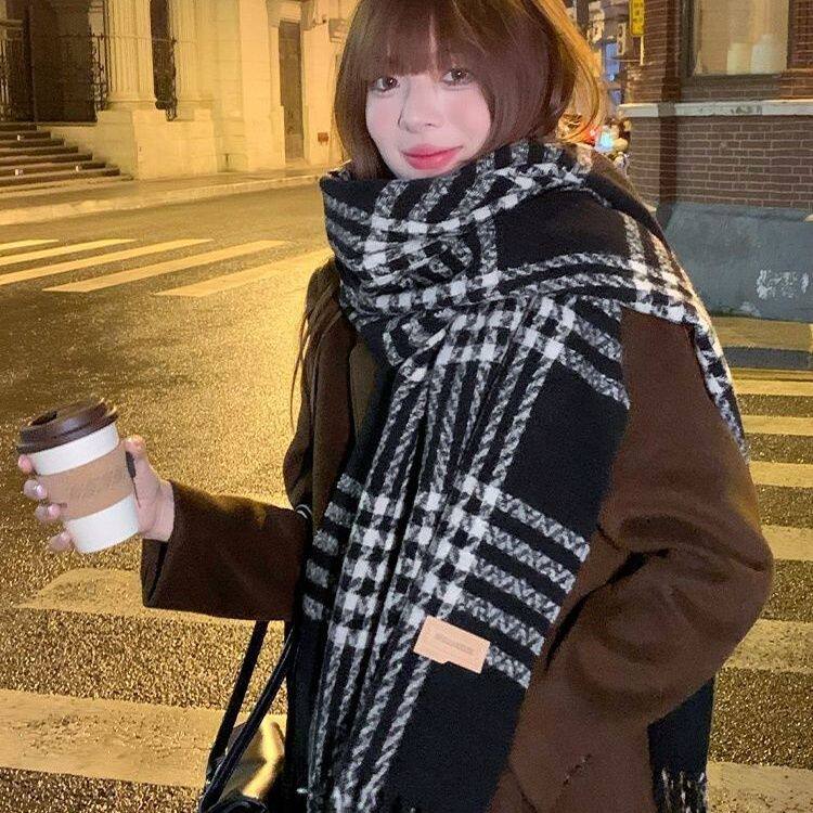 双面格子针织流苏围巾女