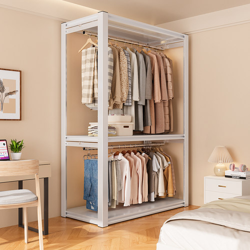 凌韵旗舰店全是挂衣区的衣柜